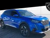 Gebraucht Peugeot 2008 Allure Premium 131 PS (96 kW) 2022 SUV