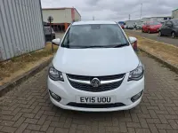 Used Vauxhall Viva 75 HP (55 kW) 2015 White Hatchback