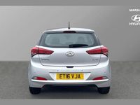 Used Hyundai i20 SE 83 HP (61 kW) 2016 Silver Hatchback