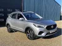 Używany MG ZS Excite 106 KM (77 kW) 2023 Srebrny SUV