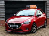 Used Mazda 2 Inclusive 88 HP (64 kW) 2016 Red Hatchback