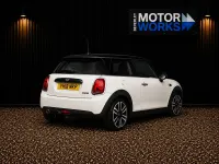 Used Mini Cooper Hatch 136 HP (100 kW) 2018 White Hatchback