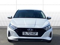 Used Hyundai i20 SE 100 HP (73 kW) 2022 White Hatchback