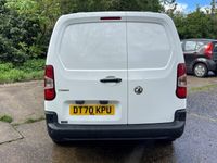 used Vauxhall Combo 1.5 Turbo D 2300 Dynamic Panel Van 4dr Diesel Manual L2 H1 Euro 6 (100 ps)