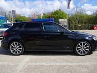 Używany Audi A3 Black Edition 150 KM (110 kW) 2018 Czarny Sedan/Limuzyna