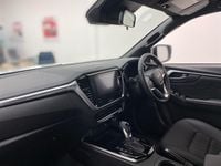 New Isuzu D-Max 2025 White Pickup