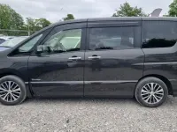Begagnad Nissan Serena 2014 Brun Minibuss