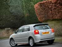 Used Toyota Corolla SR 110 HP (80 kW) 2006 Silver Hatchback