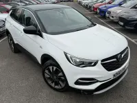 Used Vauxhall Grandland X Sport 130 HP (95 kW) 2019 White SUV