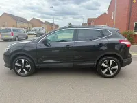 Used Nissan Qashqai N-Connecta 110 HP (80 kW) 2016 Black SUV