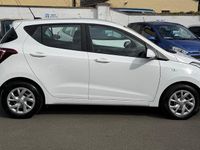 Gebraucht Hyundai i10 SE 88 PS (64 kW) 2019 Weiß Kleinwagen