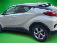 Used Toyota C-HR 122 HP (89 kW) 2019 White SUV