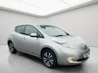 Used Nissan Leaf Tekna 80 kW (109 HP) 2015 Silver Hatchback