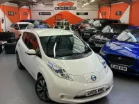 Used Nissan Leaf Tekna 80 kW (109 HP) 2015 White Hatchback