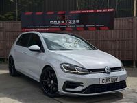 Używany VW Golf VII R 300 KM (220 kW) 2019 Srebrny Hatchback