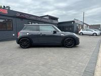 Begagnad Mini Cooper S Hatch 2014 Grå Halvkombi