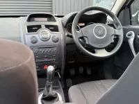 Used Renault Mégane II Dynamique 112 HP (82 kW) 2007 Silver Hatchback