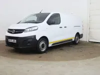 Used Vauxhall Vivaro 145 HP (106 kW) 2023 White MPV