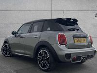 Używany Mini Cooper S Hatch 189 KM (139 kW) 2018 Srebrny Hatchback