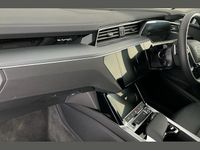 Usado Audi Q8 e-tron Sport 250 kW (340 CV) 2025 Gris SUV