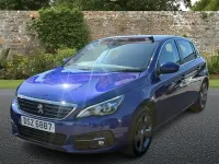 Używany Peugeot 308 Allure 130 KM (95 kW) 2019 Niebieski Hatchback