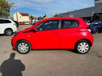 Used Peugeot 108 Active 68 HP (50 kW) 2016 Red Hatchback