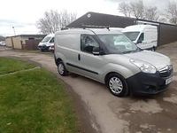 Used Vauxhall Combo 95 HP (69 kW) 2017 Silver MPV