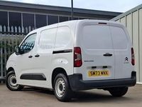 Used Citroën Berlingo 100 HP (73 kW) 2023 White MPV