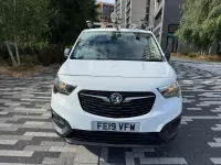Used Vauxhall Combo Edition 100 HP (73 kW) 2019 White MPV