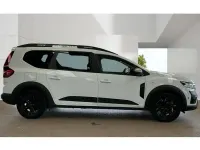 Used Dacia Jogger Extreme 141 HP (103 kW) 2024 White MPV