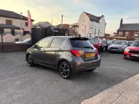 Used Toyota Yaris Sport 99 HP (72 kW) 2014 Grey Hatchback