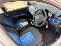 Used Hyundai i10 67 HP (49 kW) 2009 Silver Hatchback