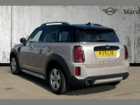 Usado Mini Cooper Countryman Classic 136 CV (100 kW) 2021 Gris SUV