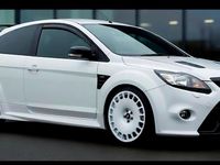 Used Ford Focus RS 360 HP (264 kW) 2010 White Hatchback