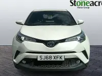 Used Toyota C-HR 122 HP (89 kW) 2017 White SUV