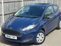 Gebraucht Ford Fiesta Studio 82 PS (60 kW) 2015 Blau Kleinwagen