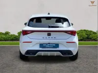 Used Cupra Leon 147 HP (108 kW) 2024 White Hatchback