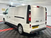 Used Vauxhall Vivaro Sportive 120 HP (88 kW) 2019 White MPV