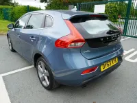 Used Volvo V40 SE Lux 180 HP (132 kW) 2013 Blue Hatchback