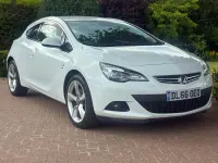 Used Vauxhall Astra GTC SRi 2016 White Hatchback