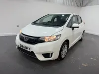 Used Honda Jazz S 102 HP (75 kW) 2016 White Hatchback