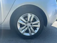 Used Peugeot 308 Active 100 HP (73 kW) 2015 Silver Hatchback