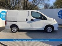 Used Nissan NV200 Tekna 110 HP (80 kW) 2016 White MPV