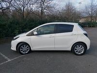 Used Toyota Yaris Hybrid T4 101 HP (74 kW) 2013 White Hatchback