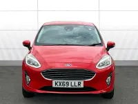 Used Ford Fiesta Zetec 85 HP (62 kW) 2019 Red Hatchback