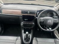 Usado Citroën C3 PureTech 83 HP (61 kW) 2024 Cinzento Citadino