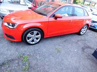Begagnad Audi A3 Sport 2015 Röd Halvkombi