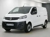 Gebraucht Vauxhall Vivaro Edition 100 PS (73 kW) 2023 Weiß Van / Kleinbus