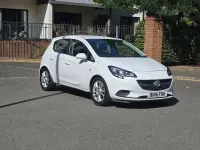 Used Vauxhall Corsa Design Edition 90 HP (66 kW) 2016 White Hatchback
