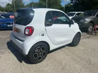 Used Smart ForTwo Coupé Prime 71 HP (52 kW) 2018 White Coupe